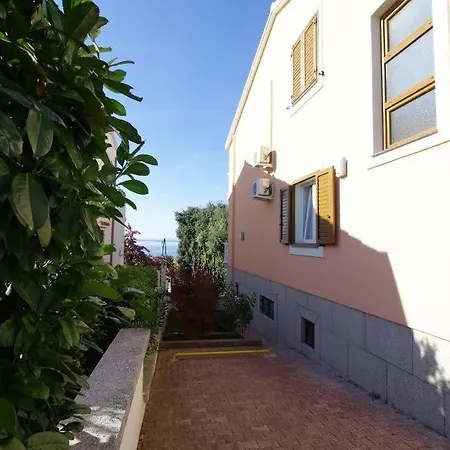 In With Sea View, Balcony, Air Conditioning, Wifi 公寓