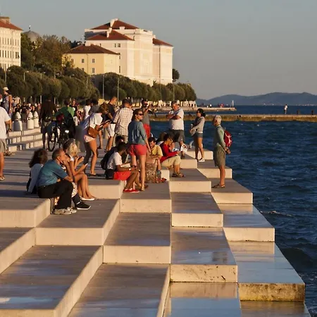 In With Sea View, Balcony, Air Conditioning, Wifi 公寓 Kožino